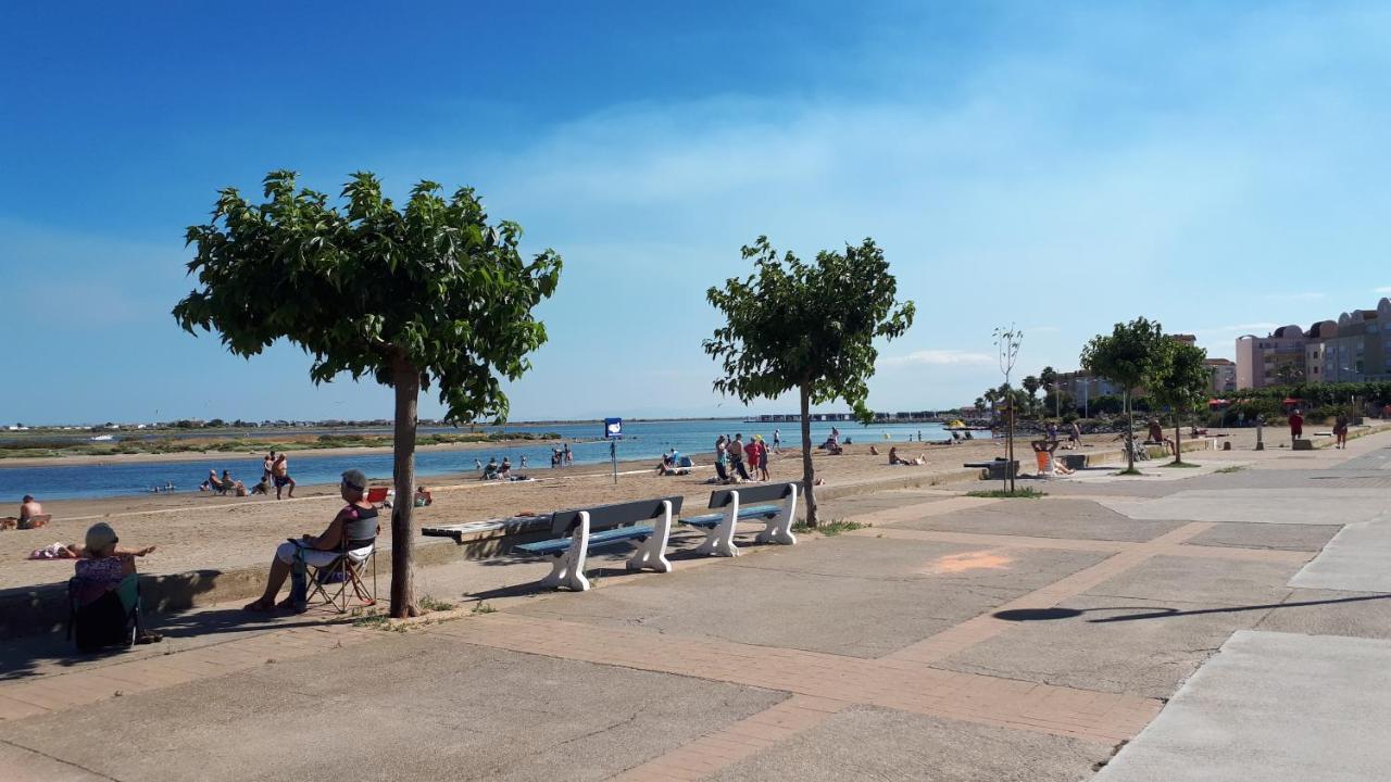 Studio Cabine Avec Jardinet A 30 M De La Plage, Au Calme. Gruissan Dış mekan fotoğraf